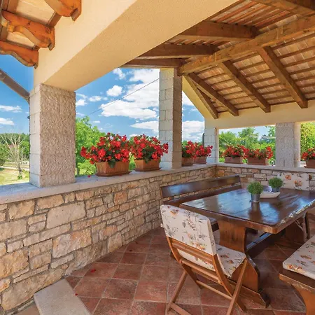 Tatil Evi Cozy In With Wifi Tinjan