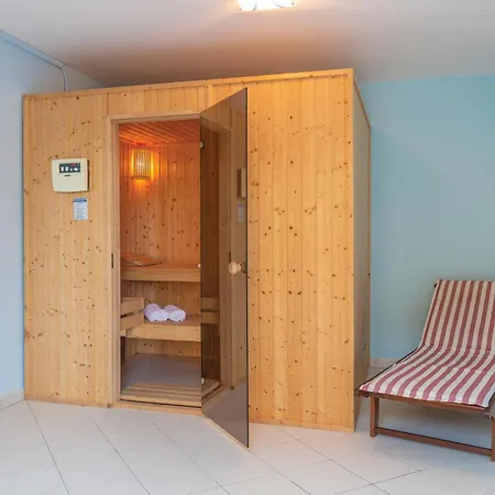 Prázdninový dům Amazing In With Sauna *
