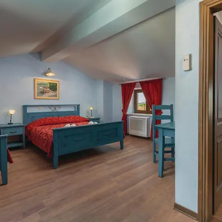 Cozy In With Wifi Holiday home Tinjan